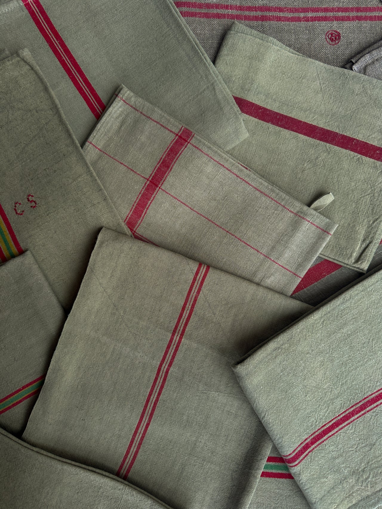 Vintage Tea Towel – Almond Green