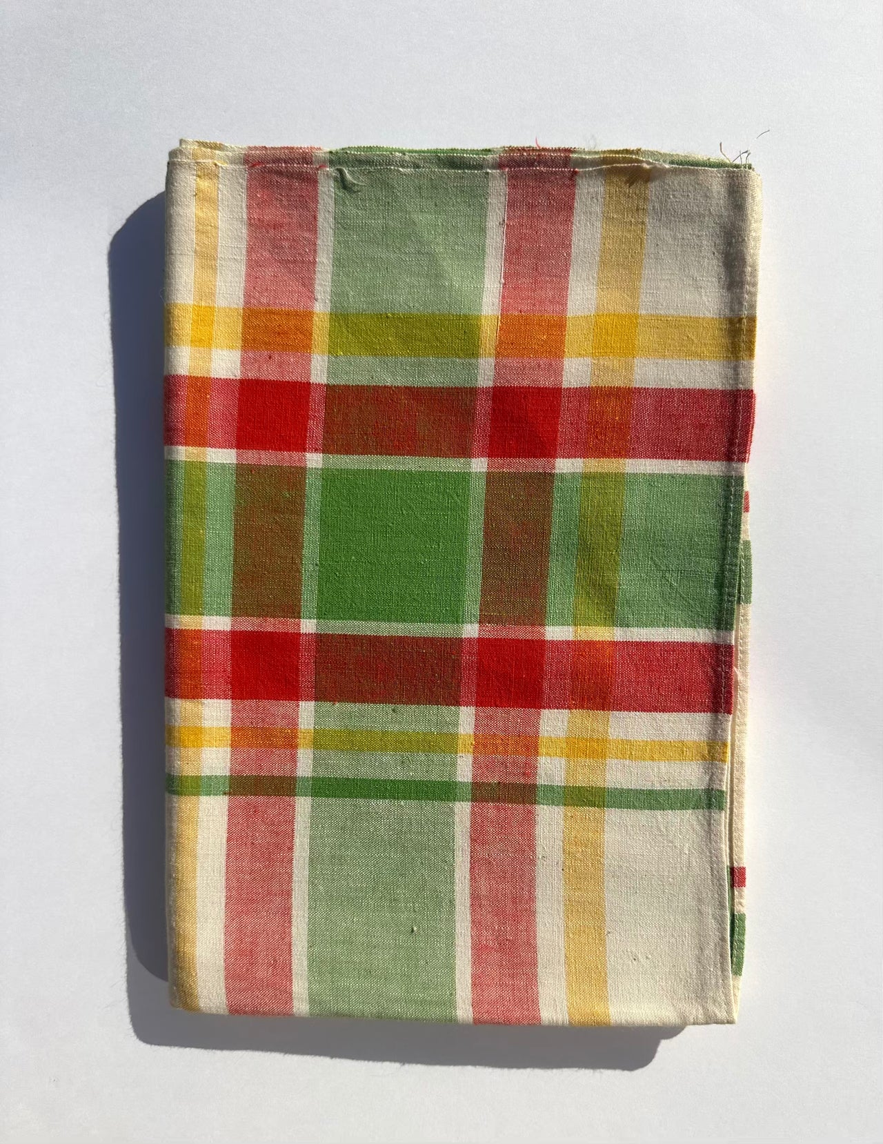 Linen tablecloth - "Années 70" - 140x140 - Red green yellow checks