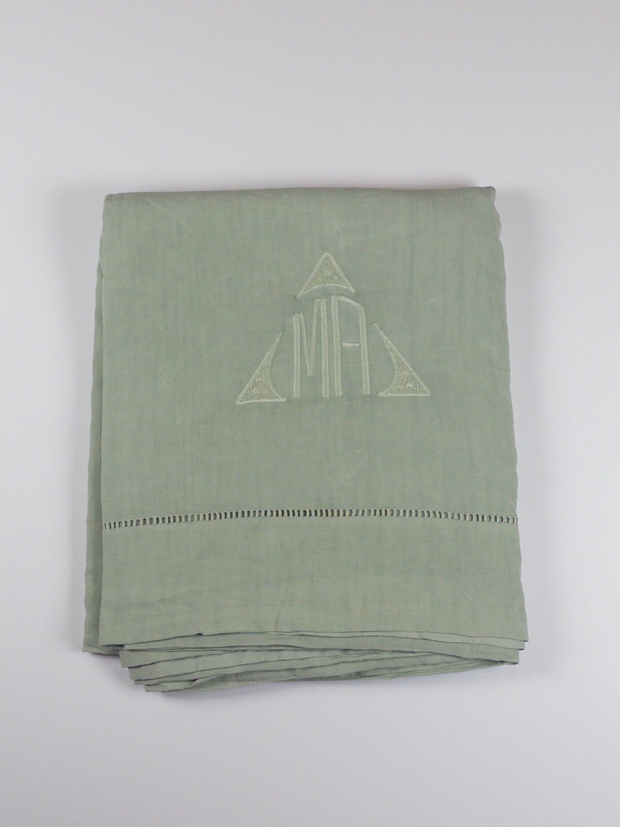 Drap ancien - monogramme MA - 210x290cm - verveine