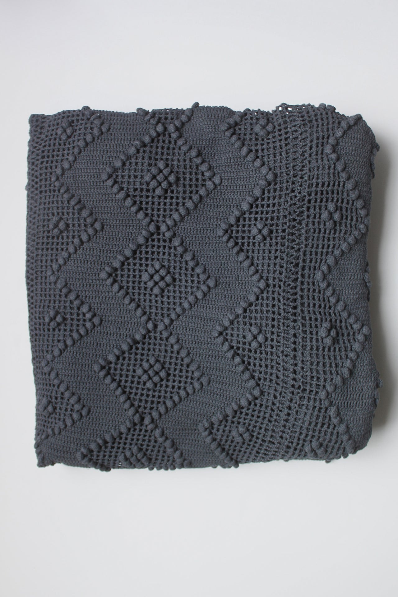 Vintage crochet bedspread - 1930 - gris perle