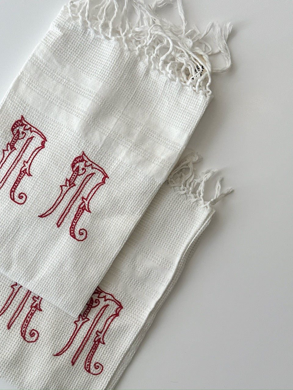 Vintage tea towel - monogram SD - absinthe