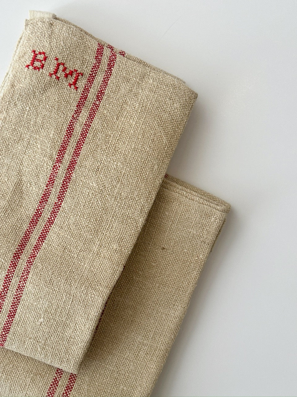 Vintage tea towel - monogram BM - naturel