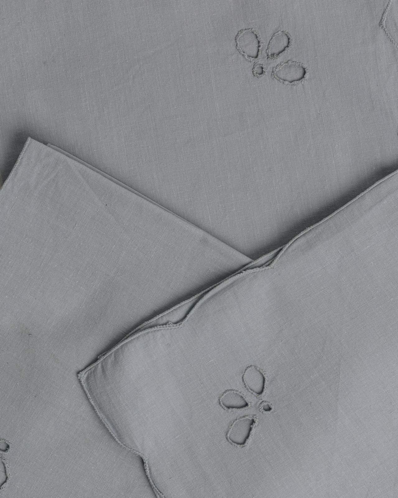 Set de 12 petites serviettes anciennes ajourées