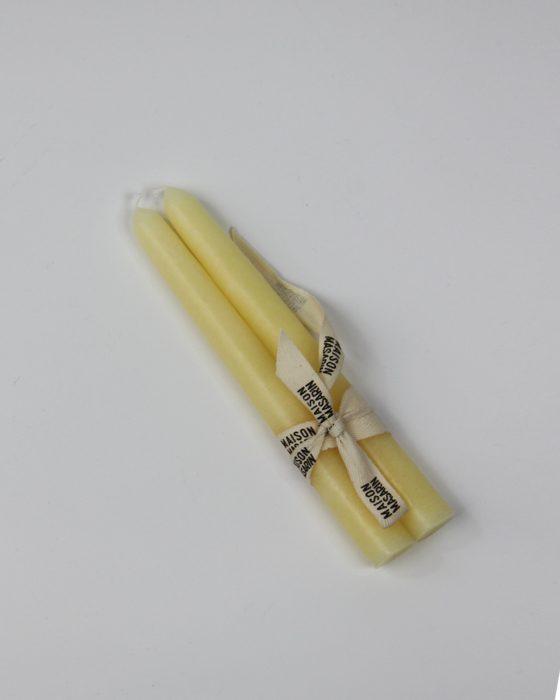 Bougies coniques artisanales naturelles made in france jaune pâle