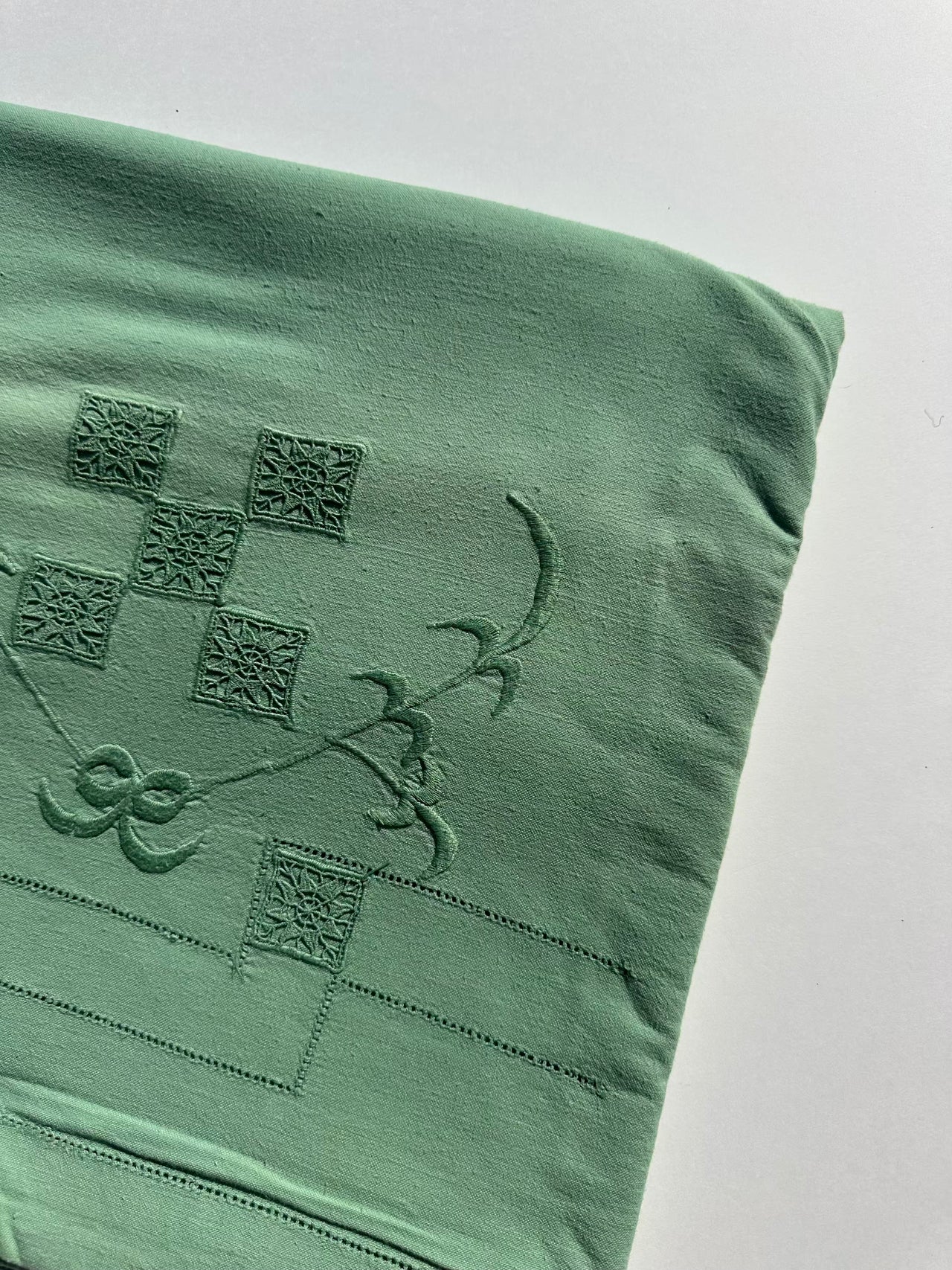 Antique cotton sheet with embroidery - 180x240 -Green nature