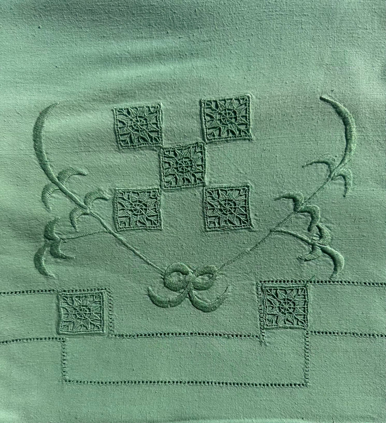 Antique cotton sheet with embroidery - 180x240 -Green nature