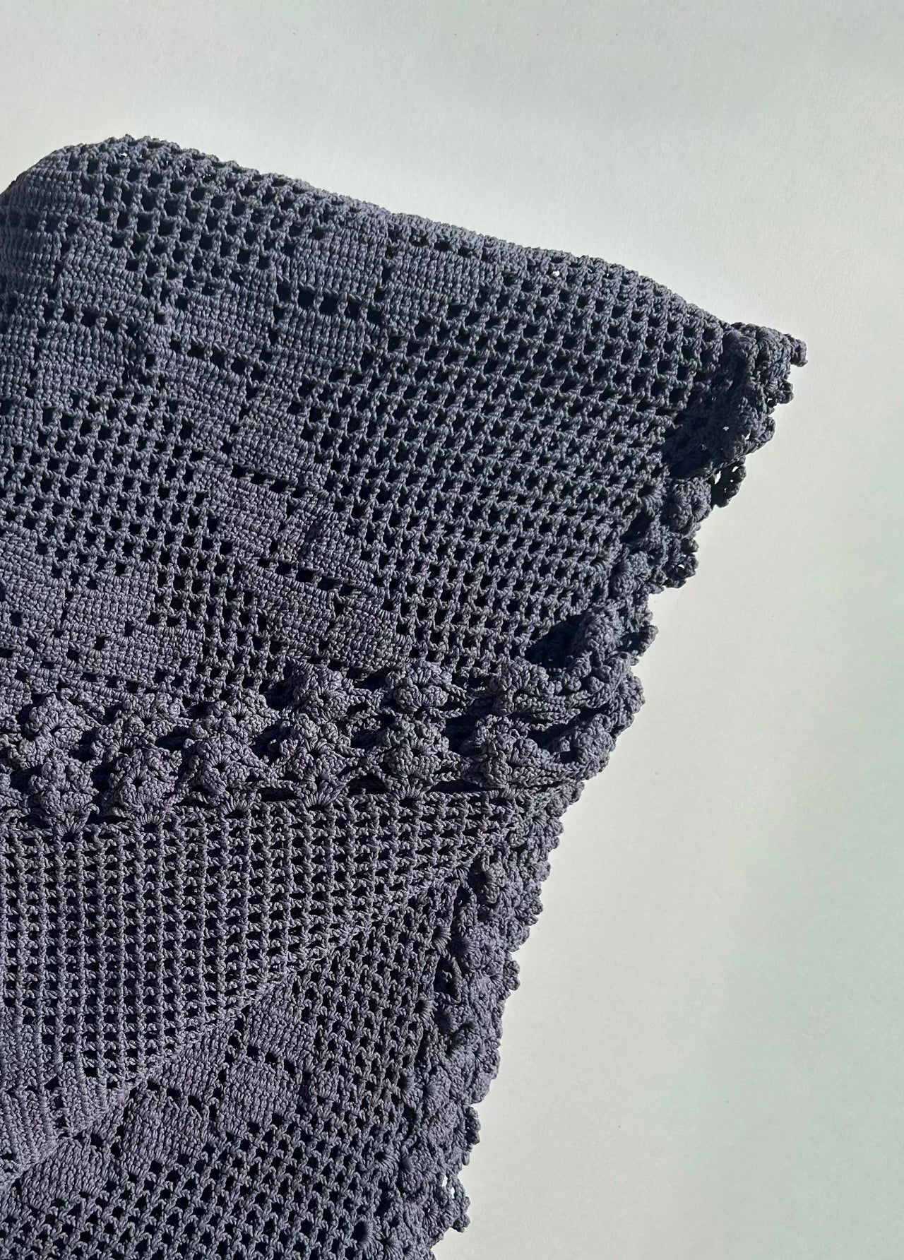 Vintage threadbare bedspread - Carbon -200x200